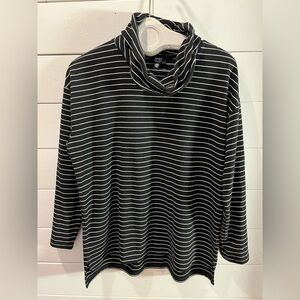 🖤 JONES NEW YORK – Striped Funnel Neck Top (L)